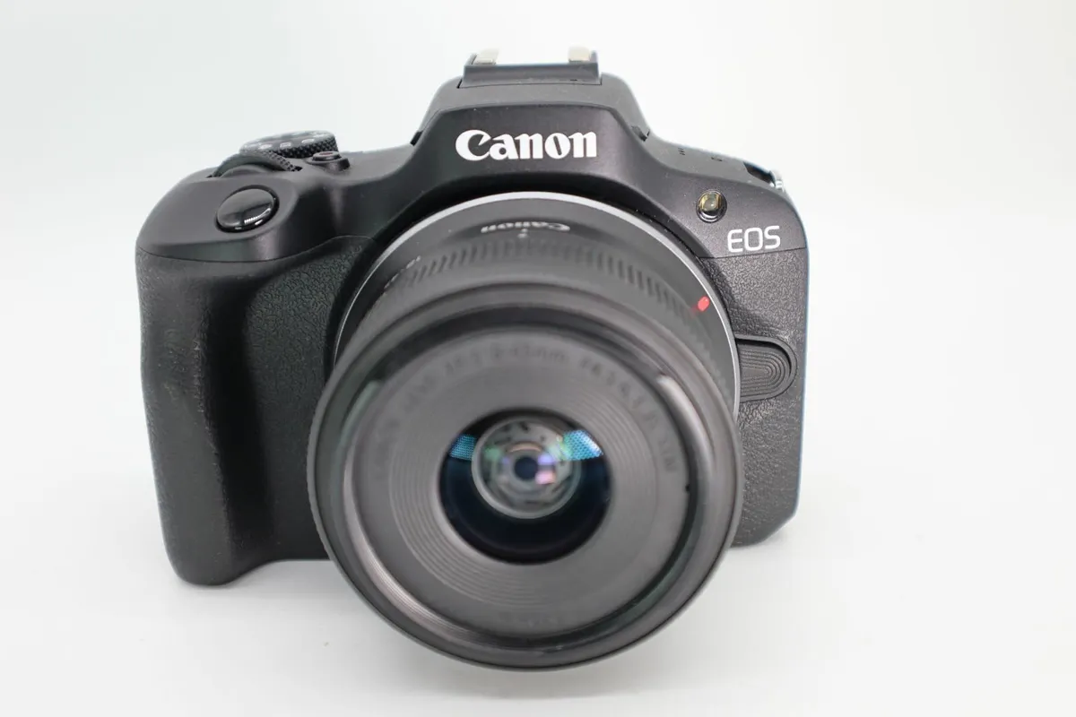 CANON EOS R100 MIRRORLESS & RF-S 18-45 IS STM LENS - Image 4