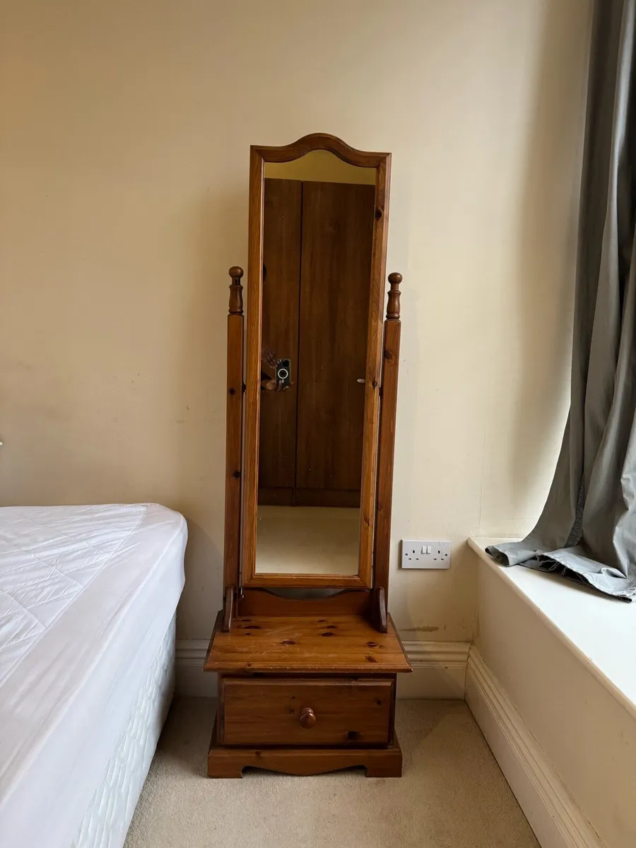 Solid wood cheval mirror with drawer - Image 1