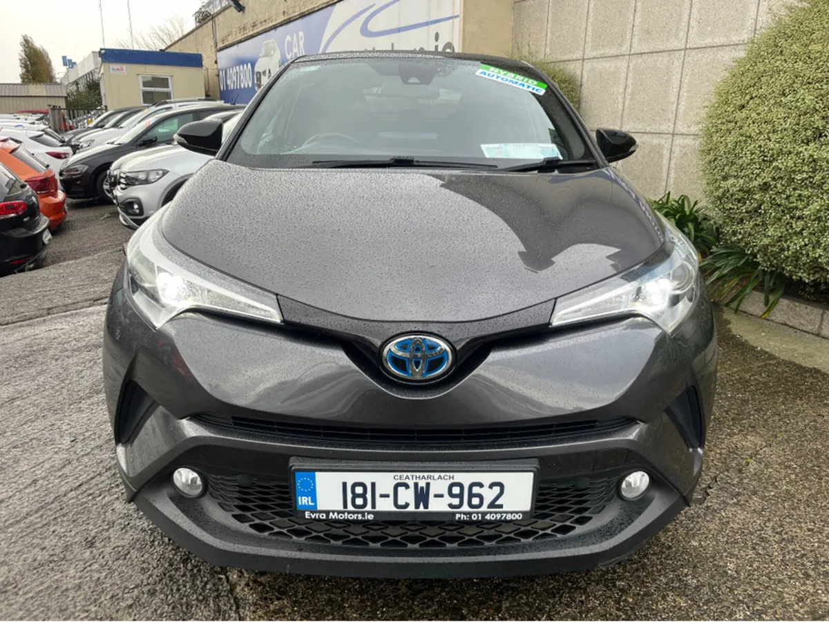 Toyota C-HR HYBRID AUTOMATIC LUNA SPORT 1.8 PETROL - Image 2