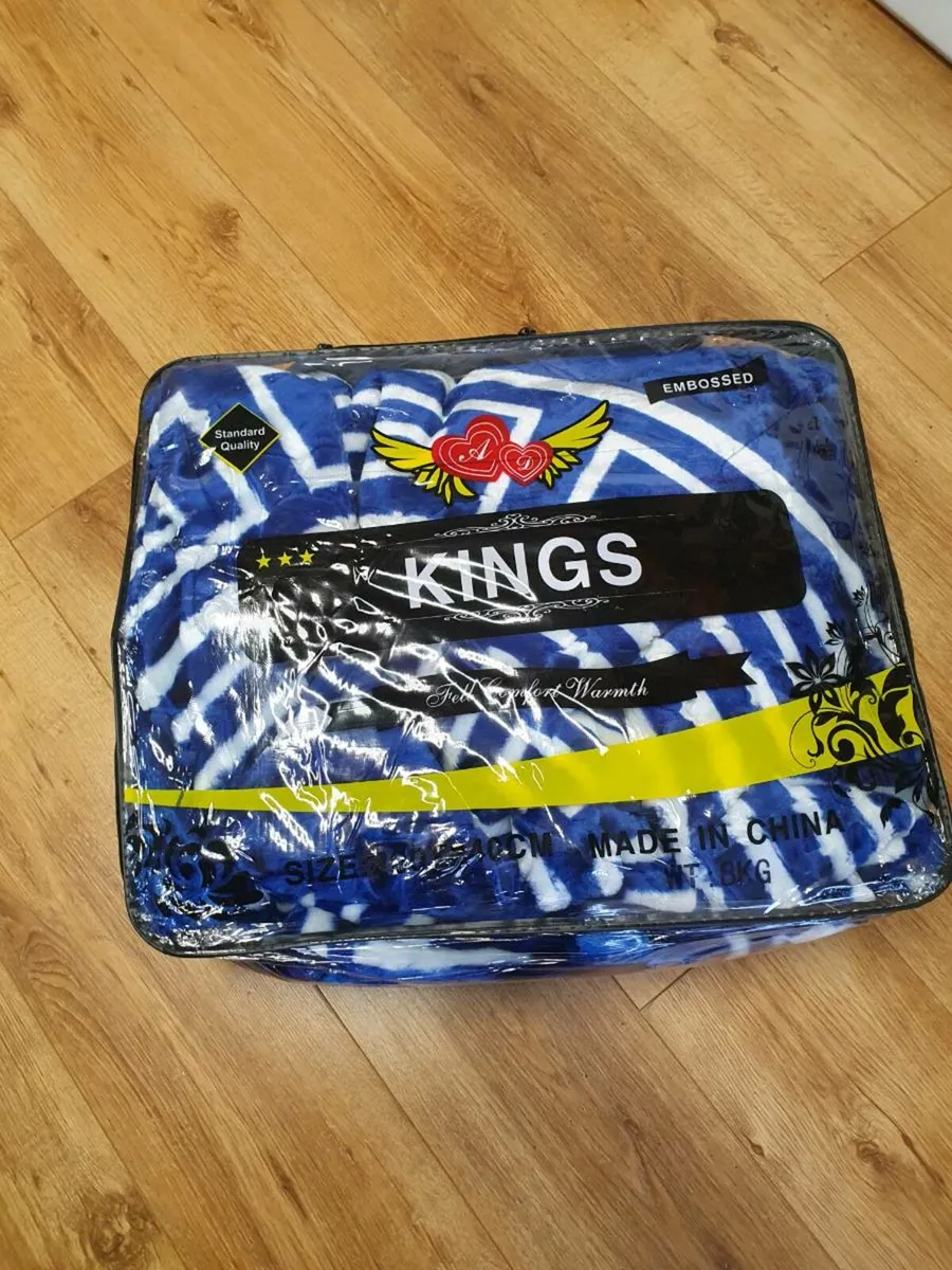 MINK BLANKETS - Image 4