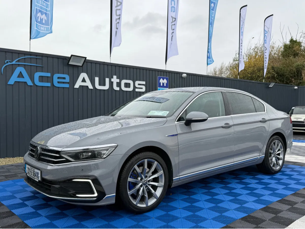 Volkswagen Passat GTE ADVANCE - 1.4 PETROL HYBRID - Image 3