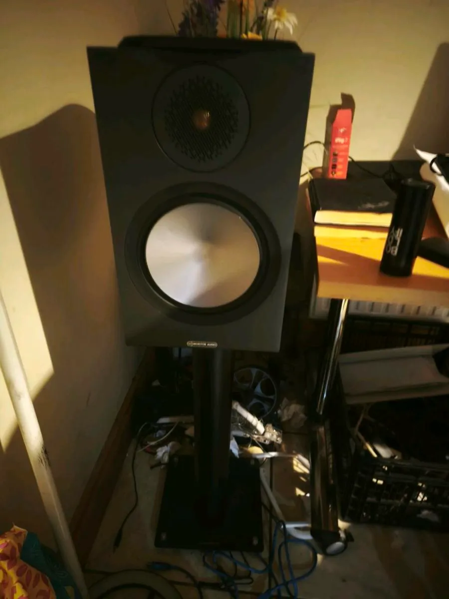 Monitor audio professional speakers and stands pro - Image 3