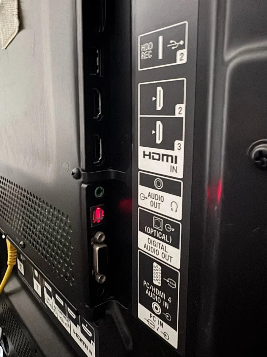 Sony LCD TV SCREEN 46 inch - Image 3