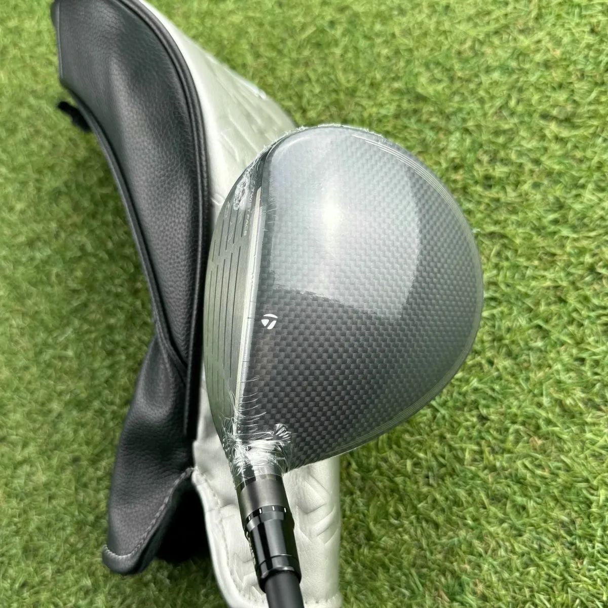 New Taylormade Qi35 Max Lite #3 Wood 15.5°/Regular - Image 4