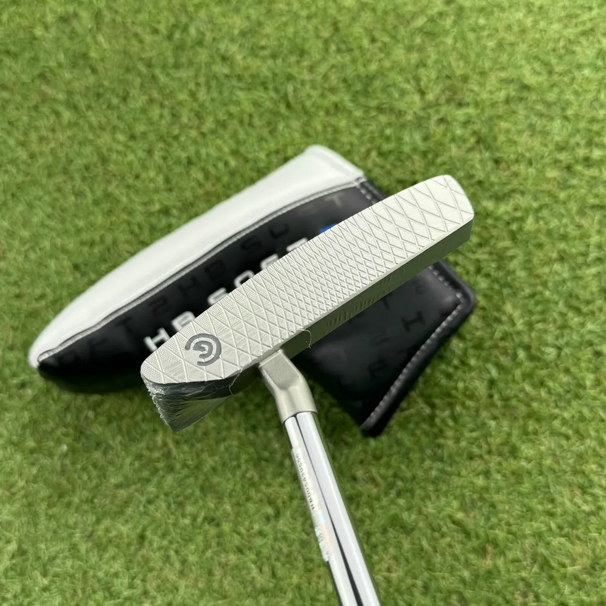 New Cleveland HB Soft 2 #8 Putter / 34″ - Image 3