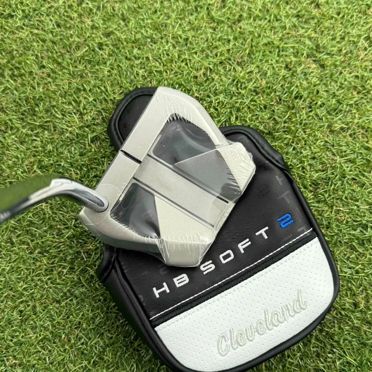 New Cleveland HB Soft 2 #15 Putter / 34″ - Image 4