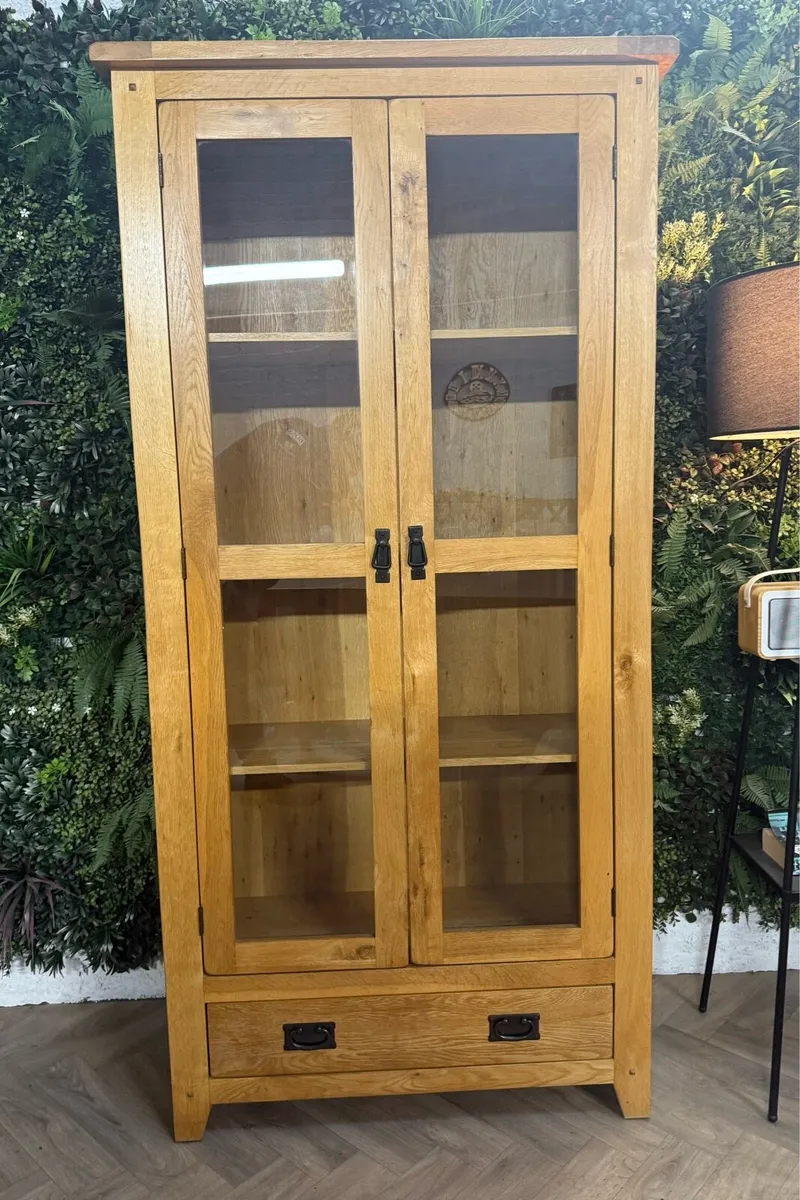 Solid oak display cabinet - Image 1