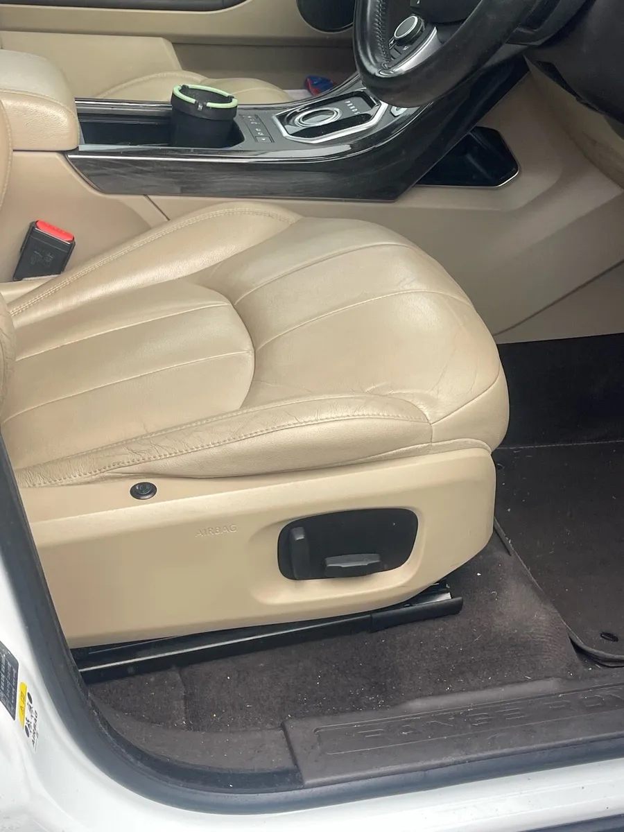 Range Rover evouge 2 ltr 2016 - Image 4