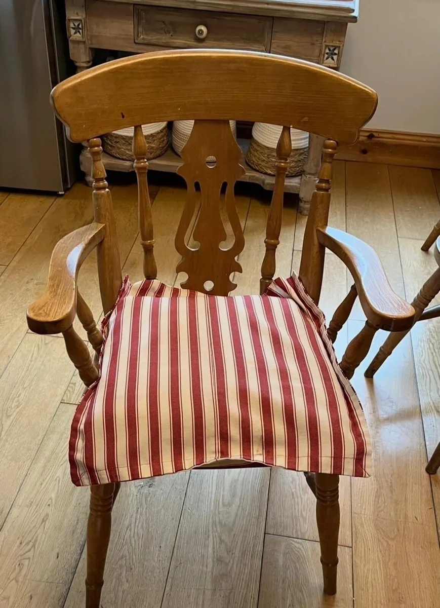 Dining chairs - Image 2