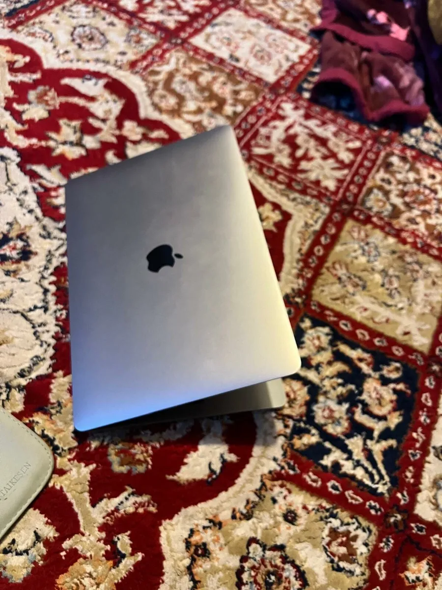 Mac BookAir M1 - Image 4