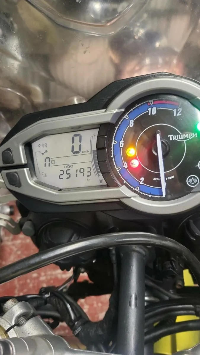 Triumph tiger - Image 2