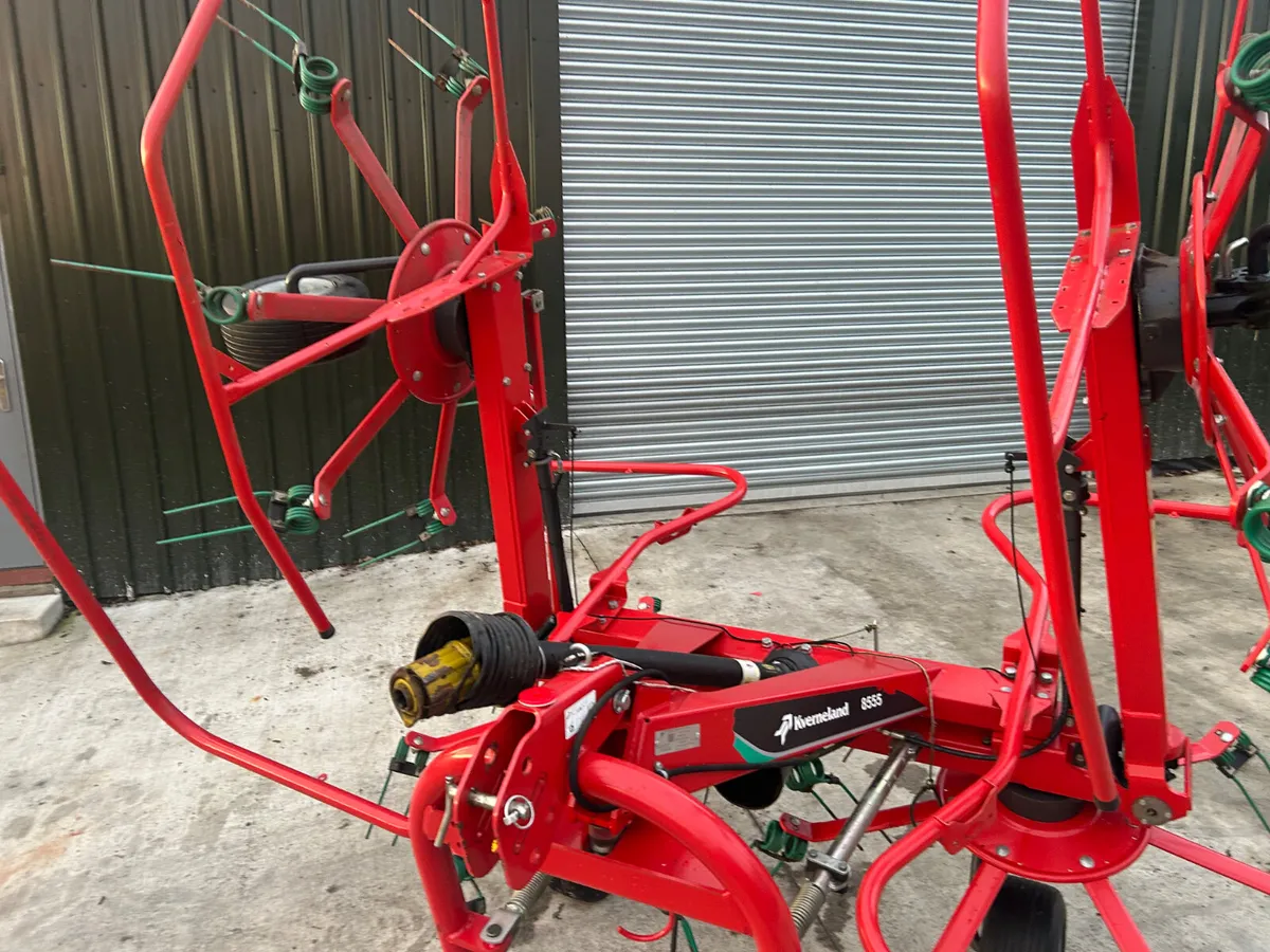 2021 Kverneland 4 Rotar Tedder - Image 4