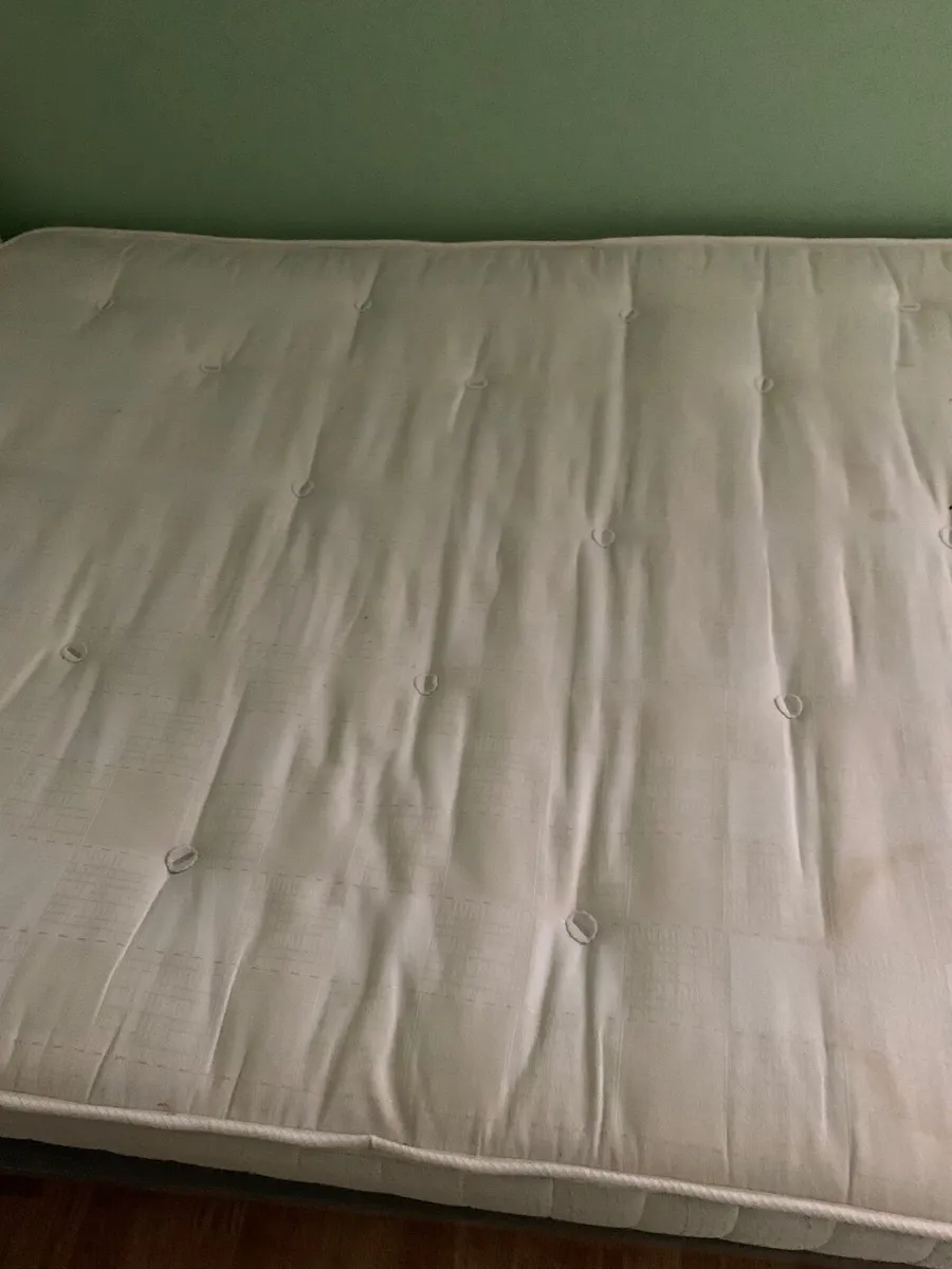 Bed 4ft - Image 3