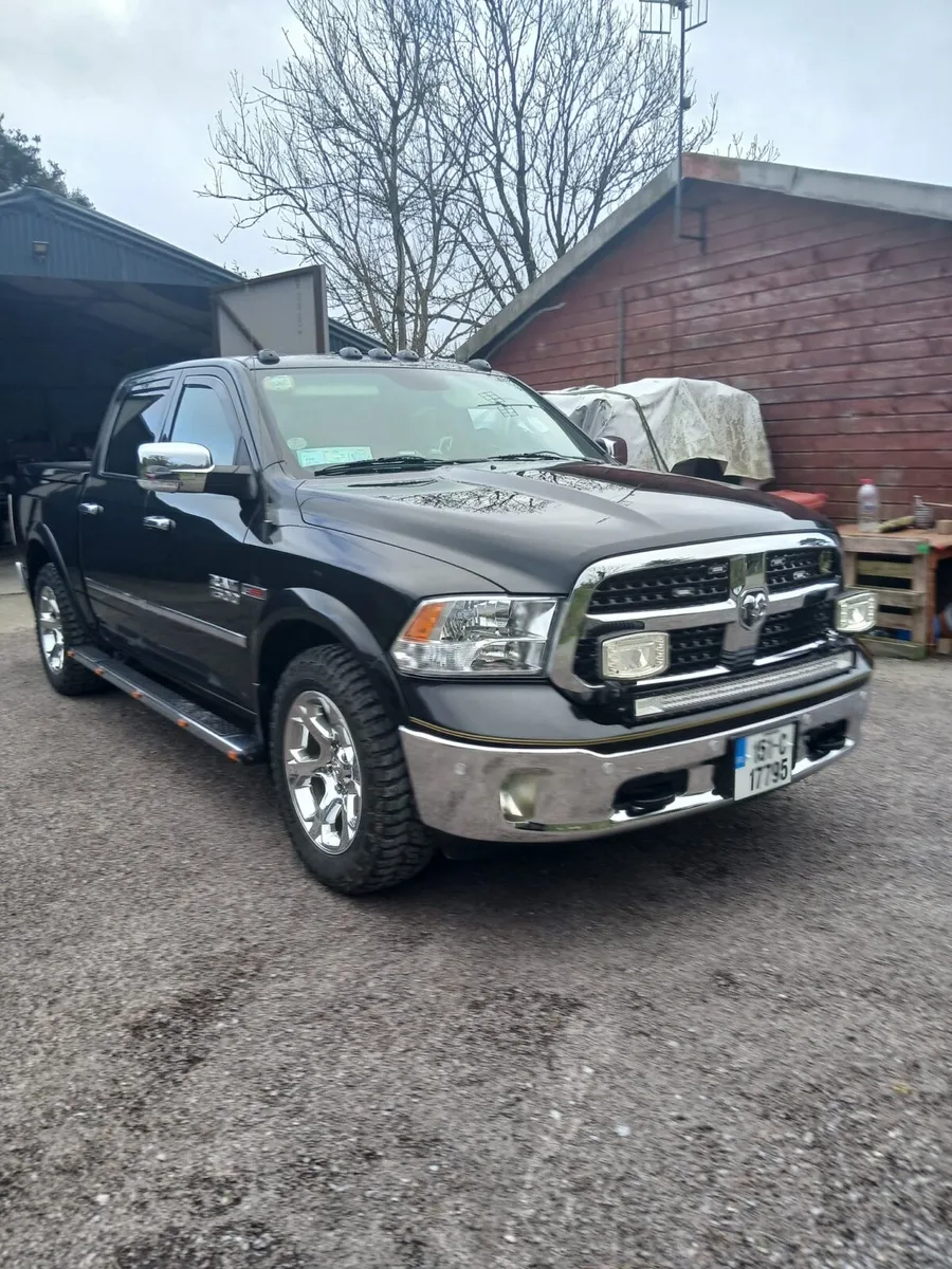 Dodge Ram Laramie eco diesel - Image 1