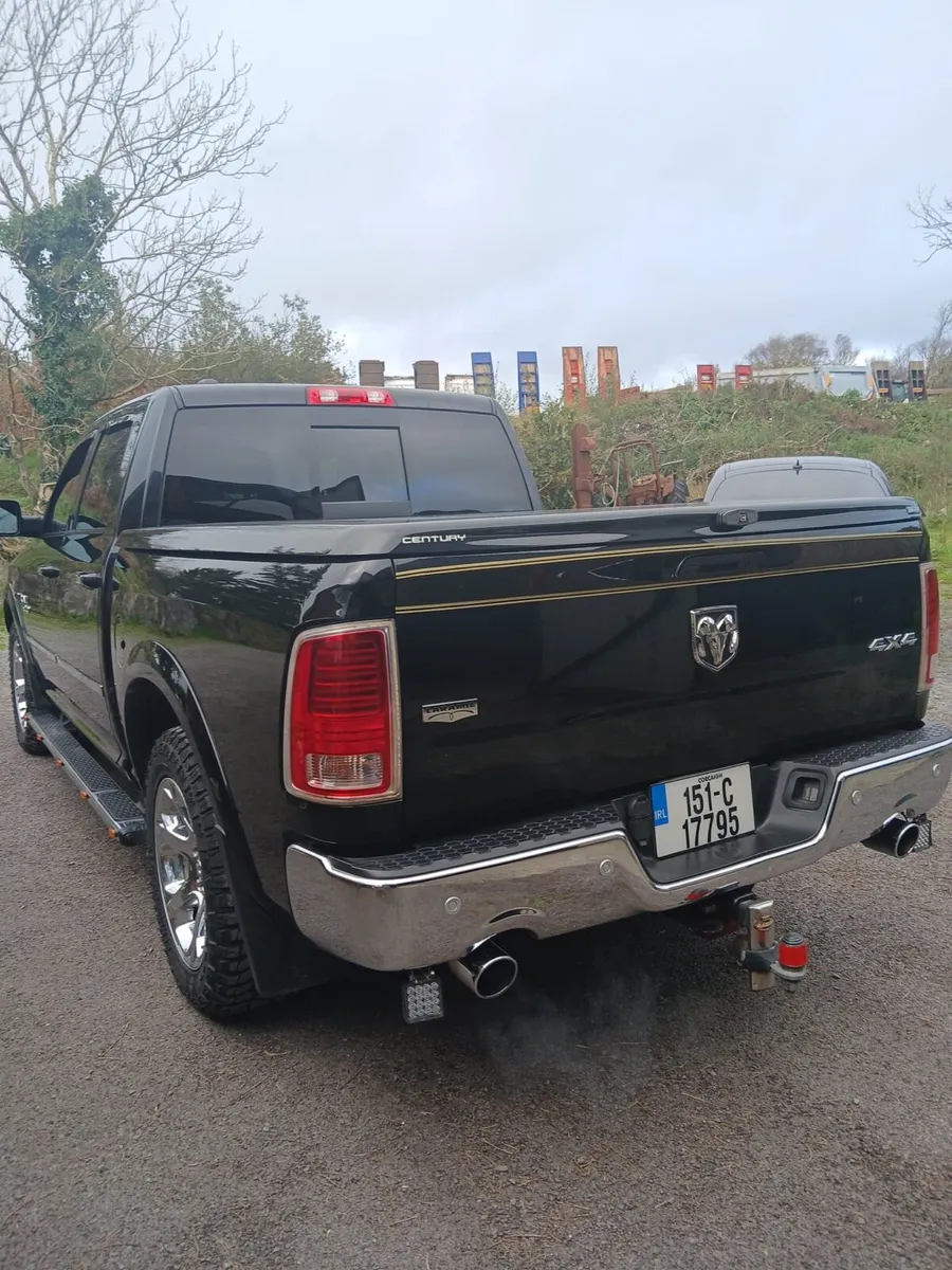 Dodge Ram Laramie eco diesel - Image 2