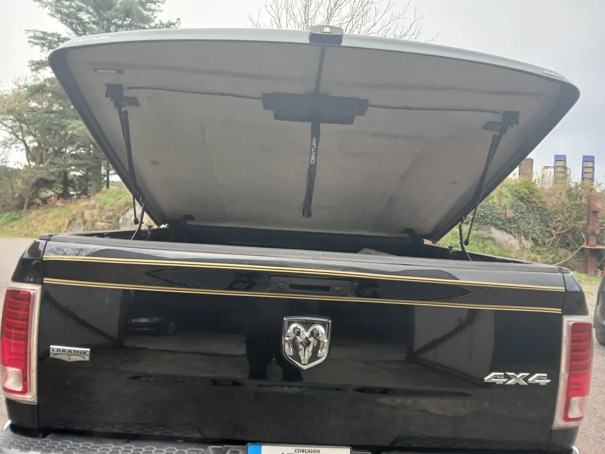 Dodge Ram Laramie eco diesel - Image 3