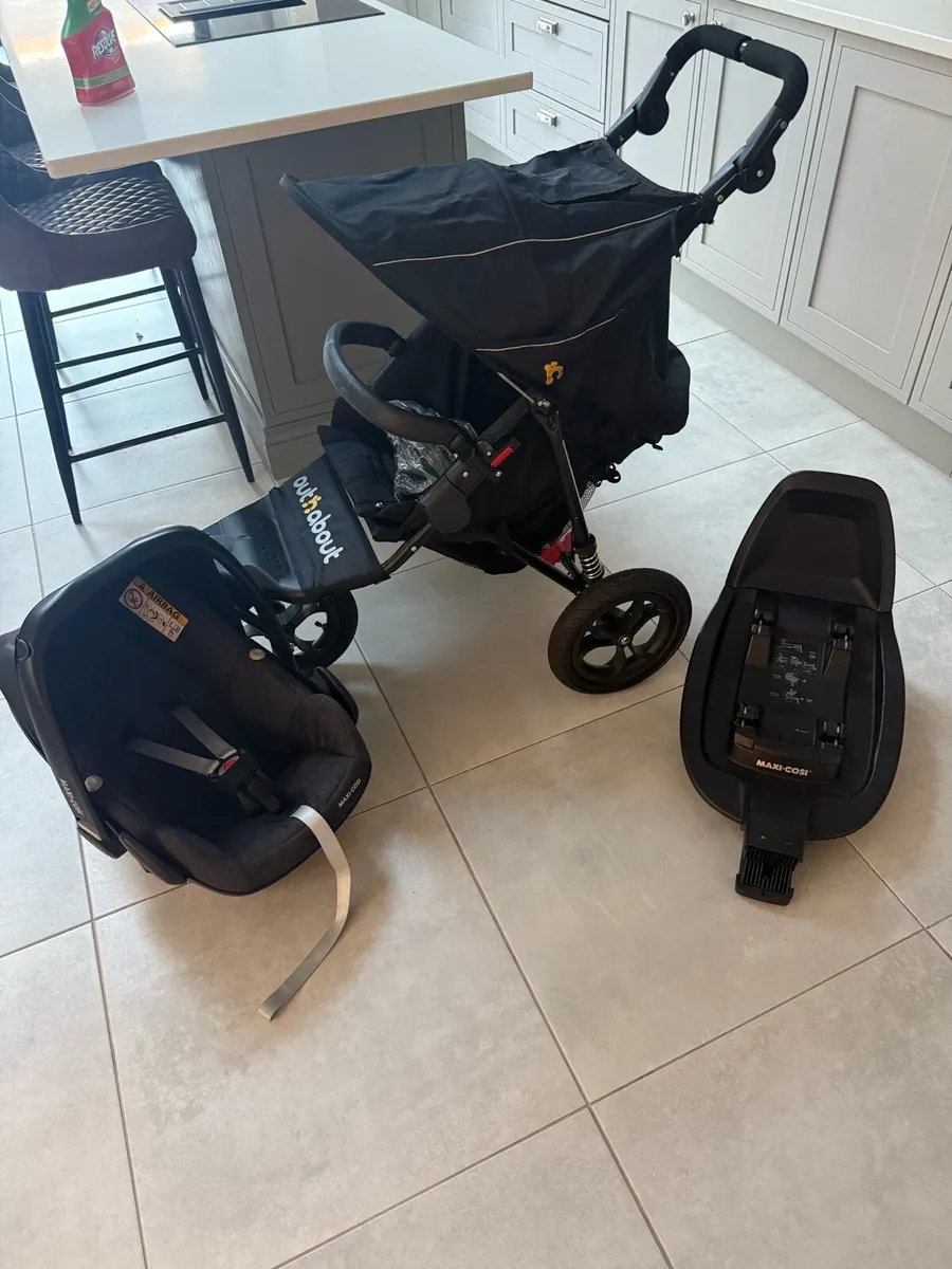 Out n about - Image 1