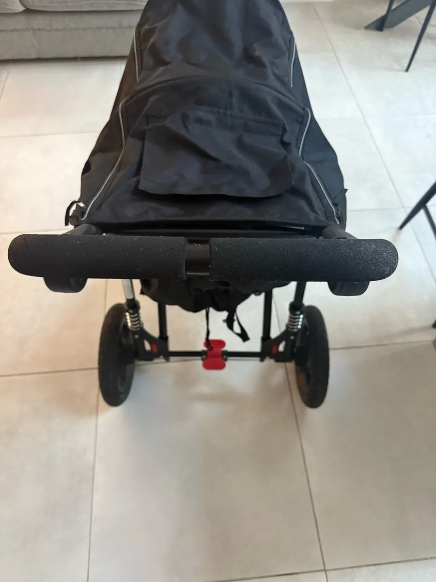 Out n about - Image 2