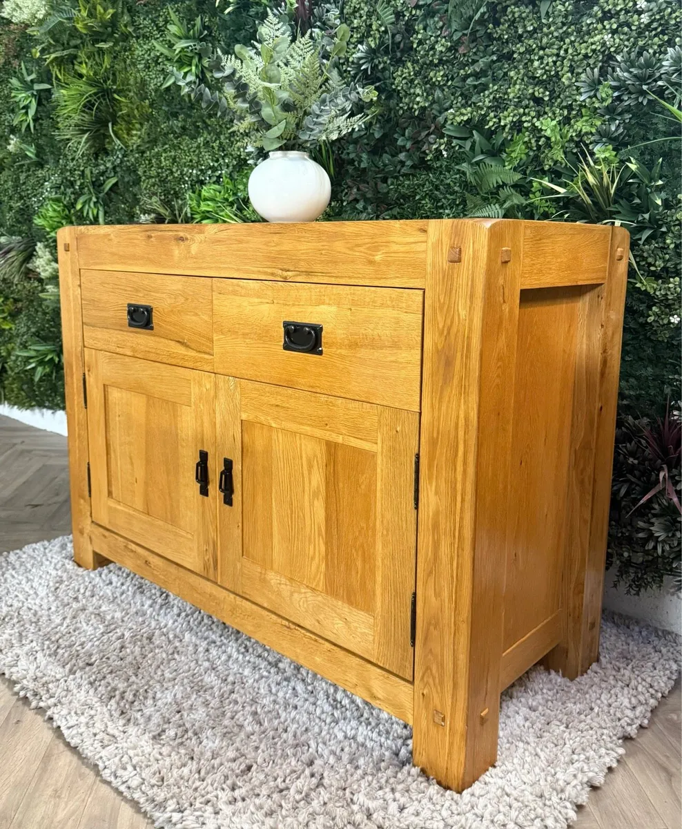 Solid oak sideboard - Image 3