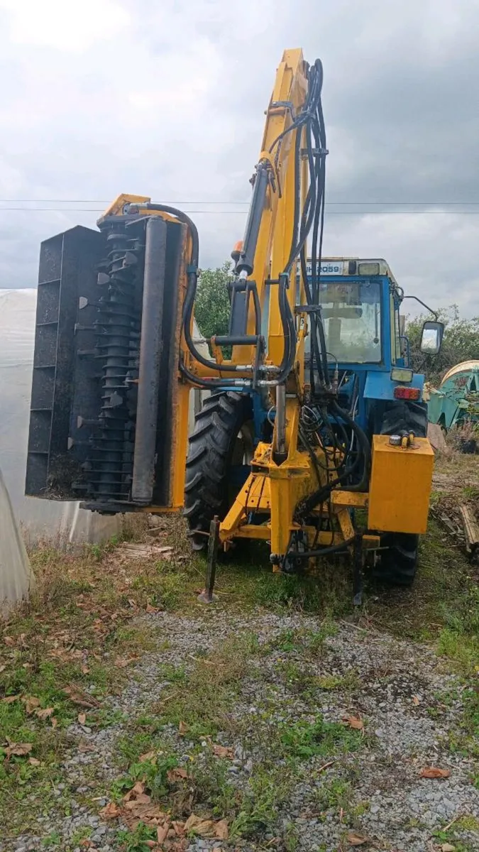 Mcconnel hyreach 5 meter + 1.2M head - Image 1