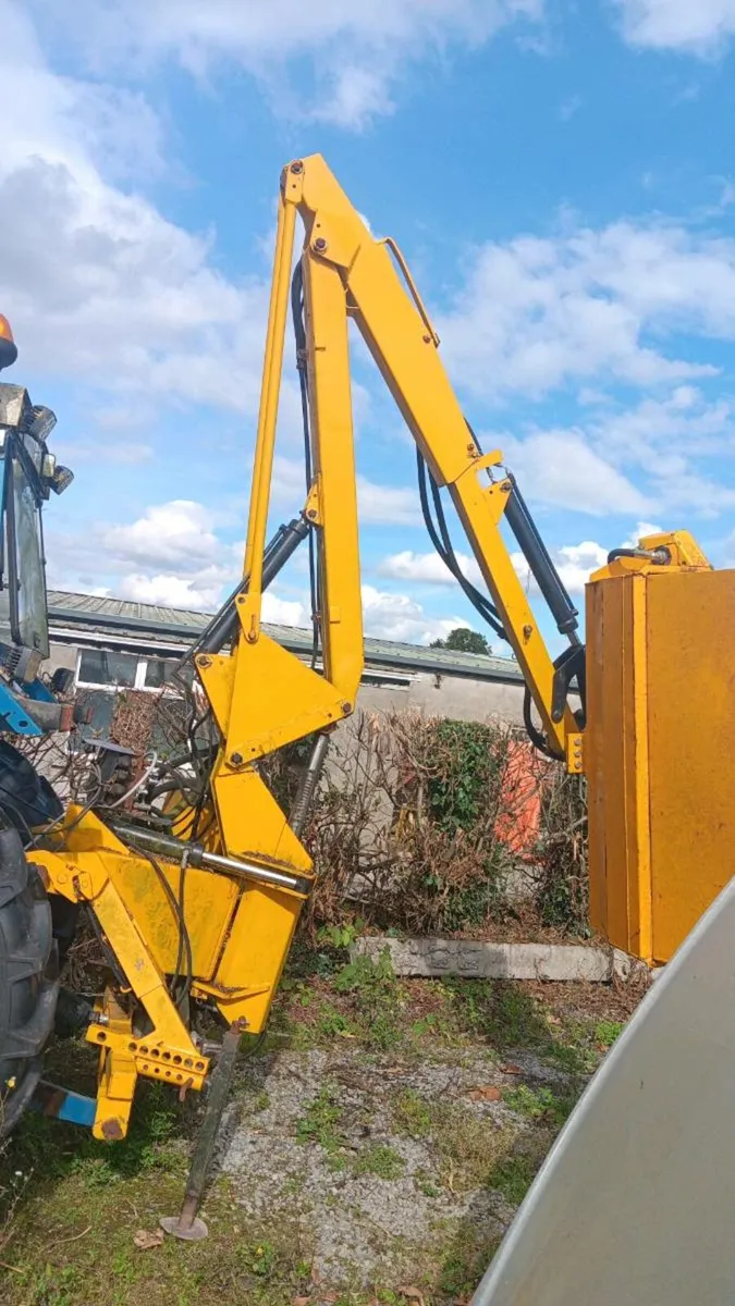 Mcconnel hyreach 5 meter + 1.2M head - Image 2