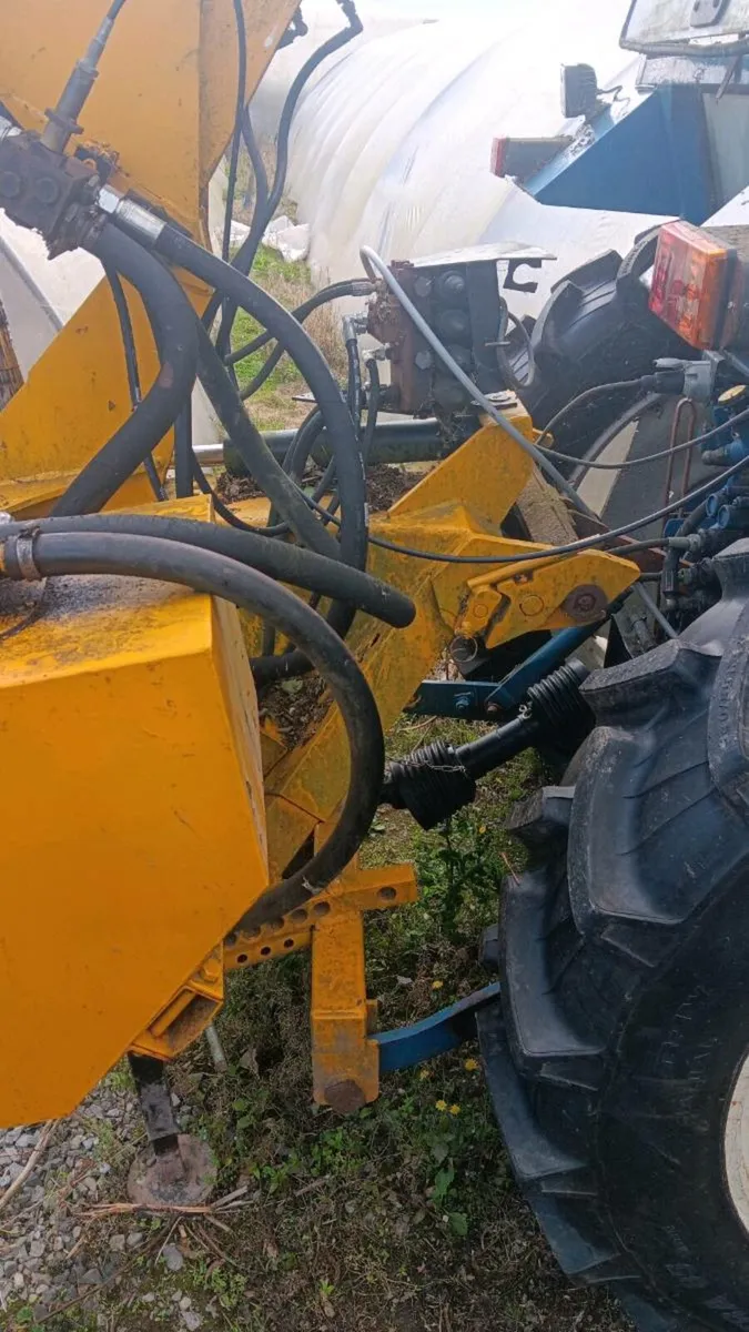 Mcconnel hyreach 5 meter + 1.2M head - Image 3