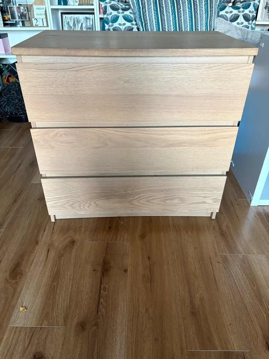 Chest of drawers - Image 3