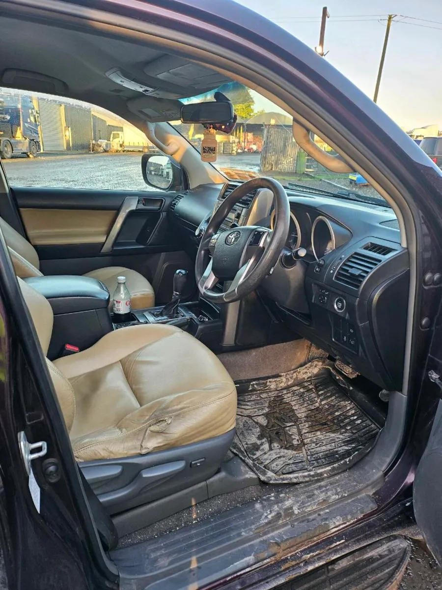 Toyota landcruiser - Image 3