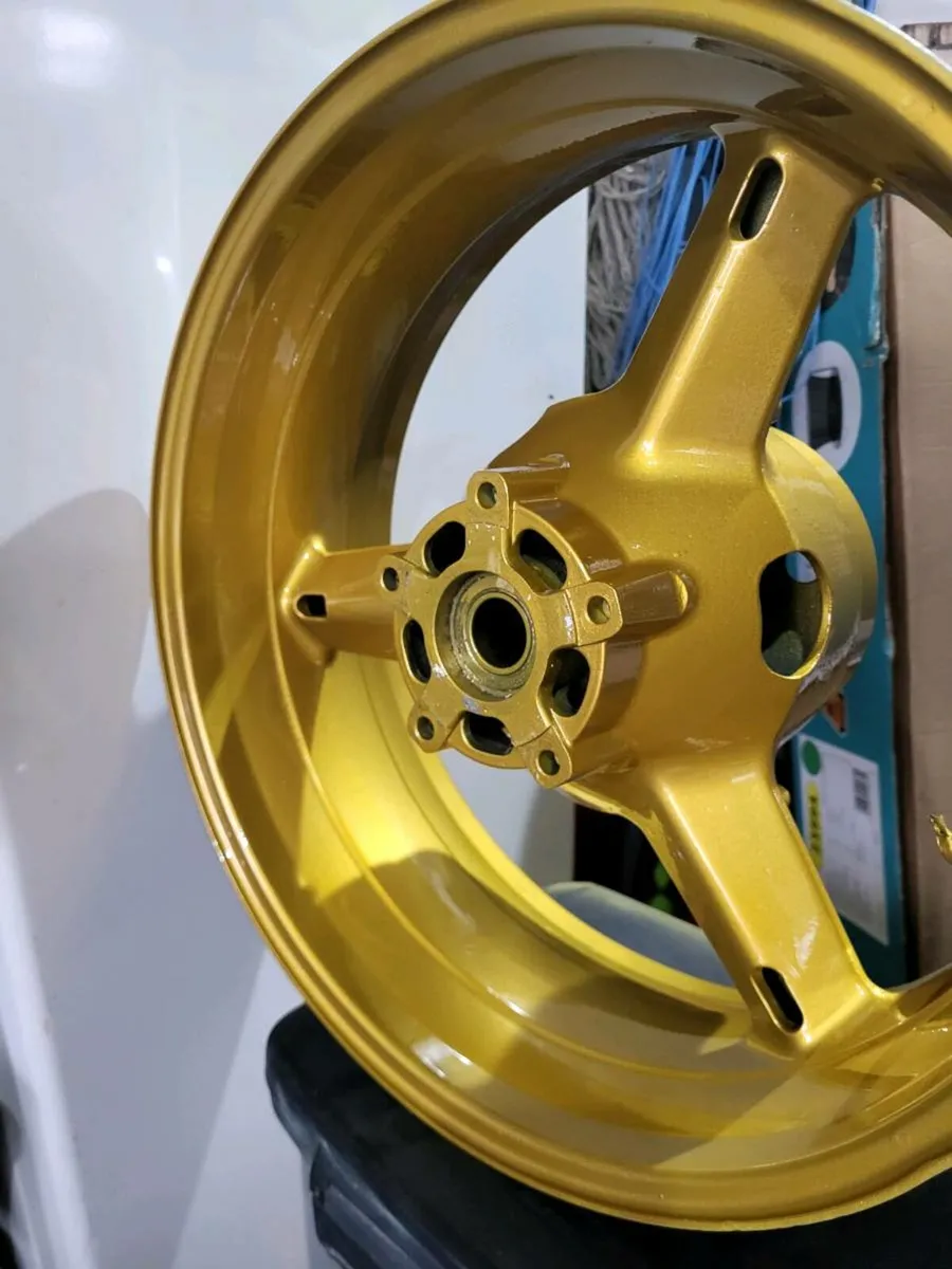 Fixing/Maintaining/painting motorbikes. - Image 2