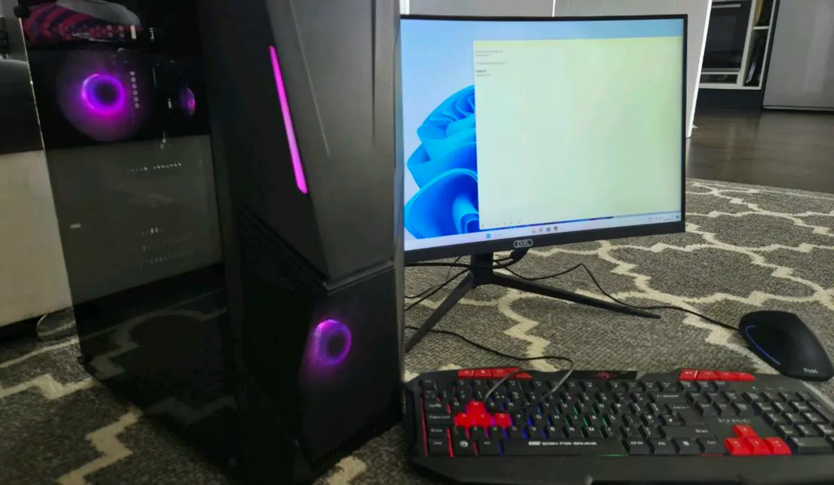 Desktop PC - Image 2