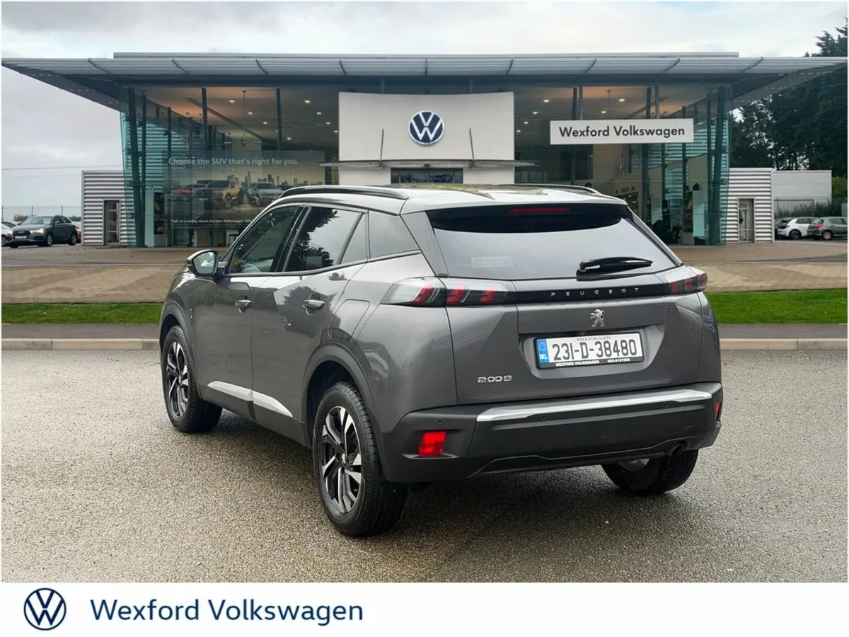 Peugeot 2008 ALLURE PURETECH 1.2 100HP MANUAL - Image 4