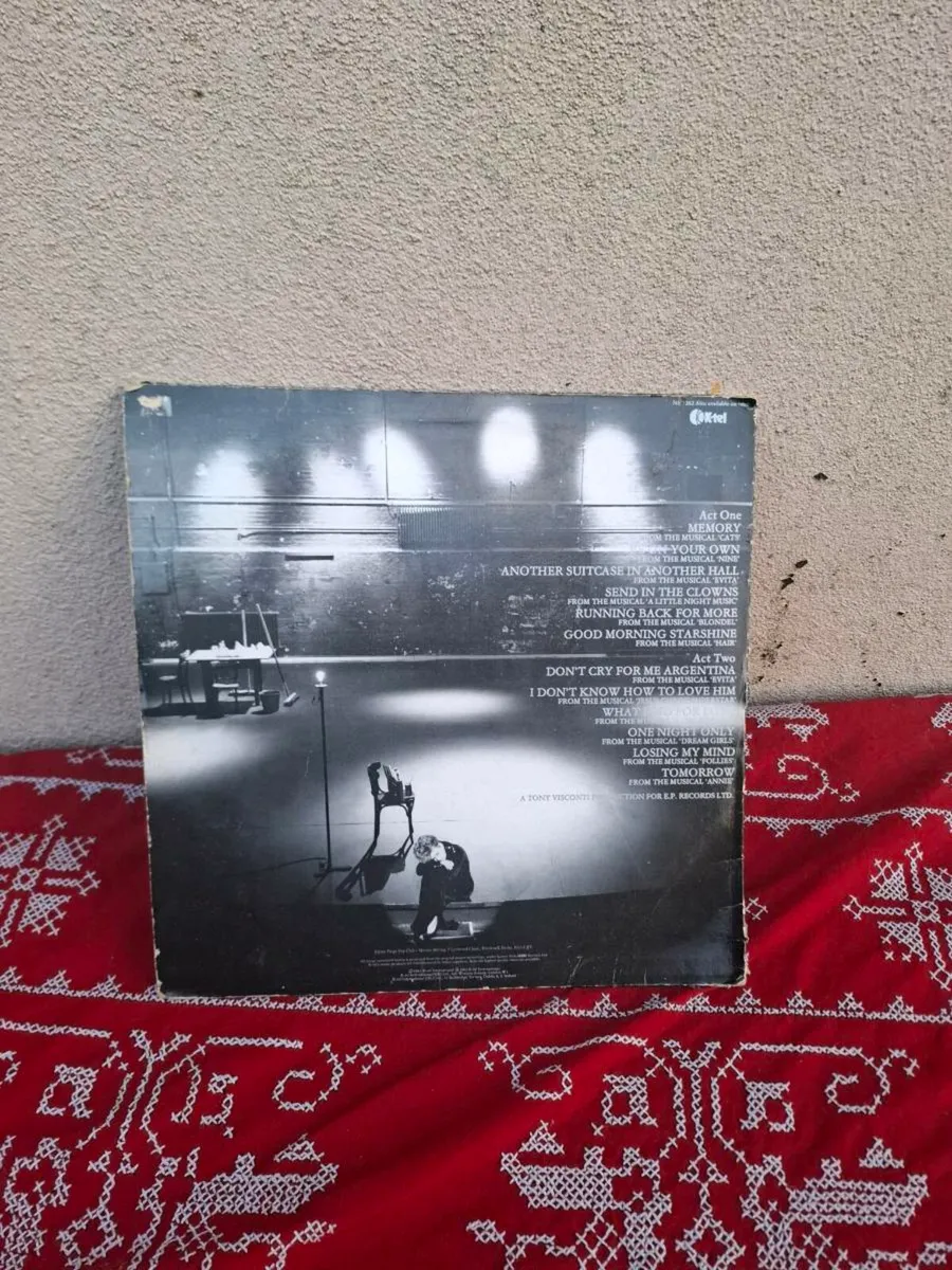 Vinyl lp elaine paige stage possible to post - Image 2