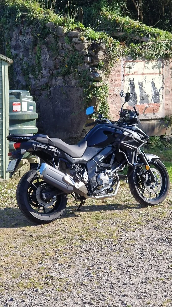 Suzuki DL650 VStrom - Image 1
