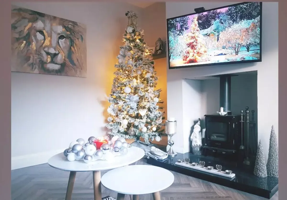 Christmas tree - Image 3