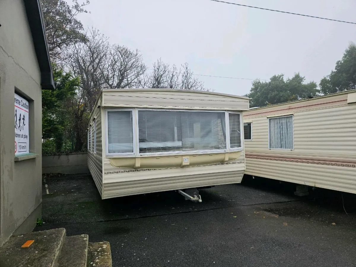 Mobile home - Image 1