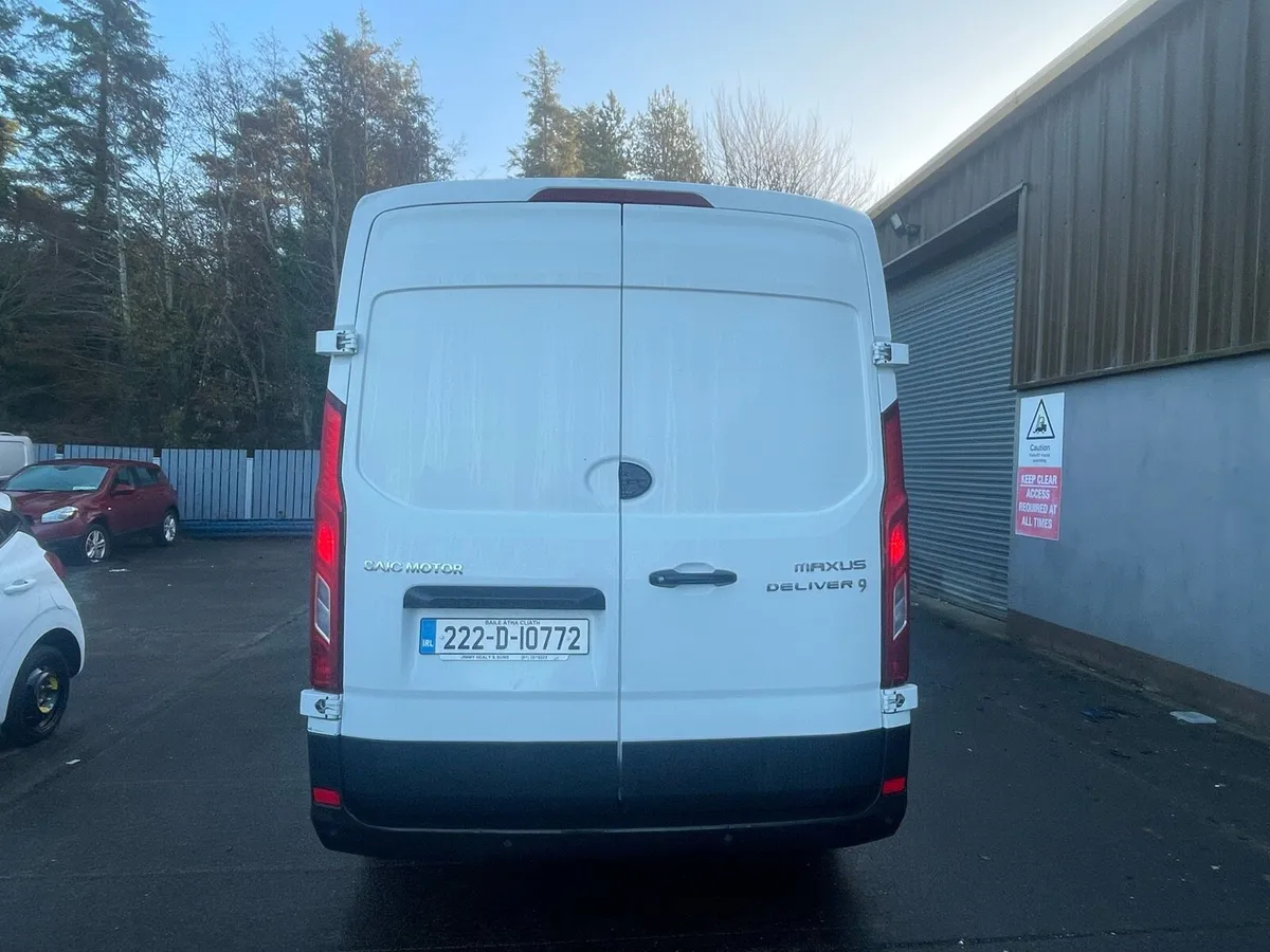 2022 LDV Maxus   80 km - Image 4