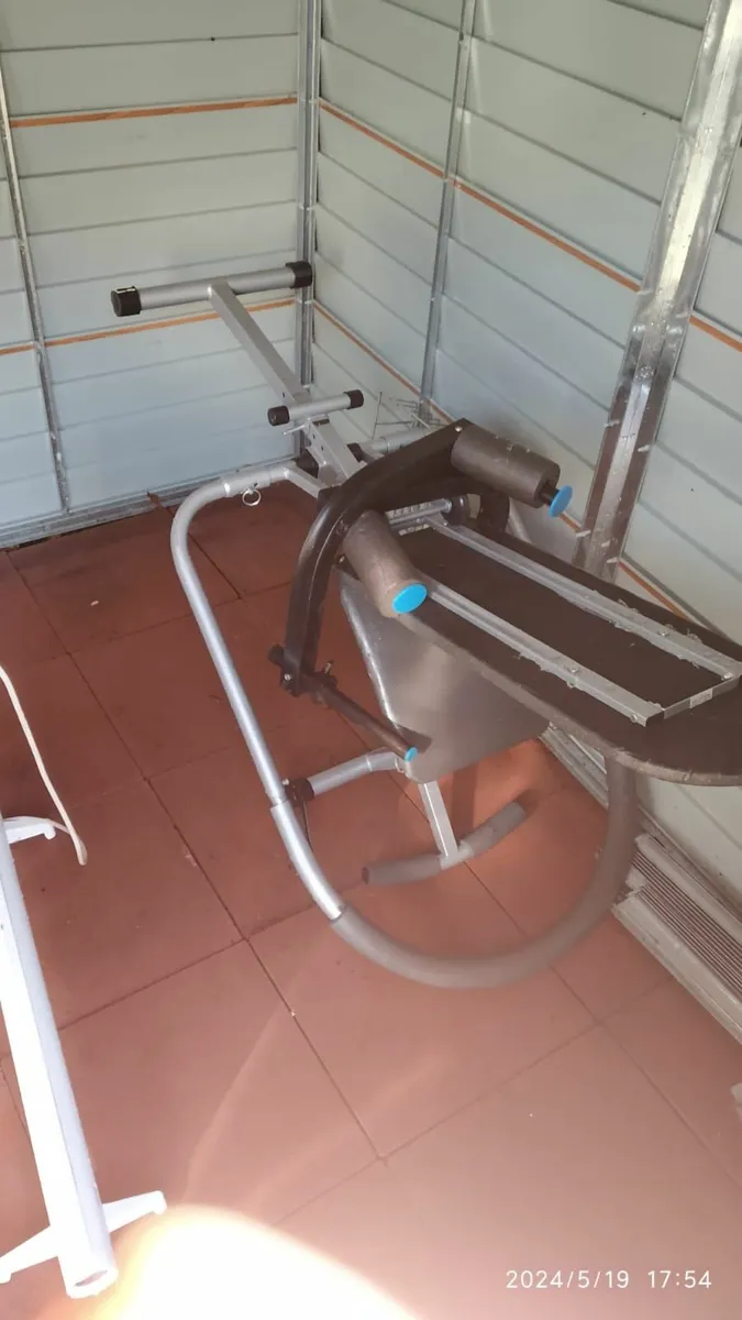 Gym workout - Image 1