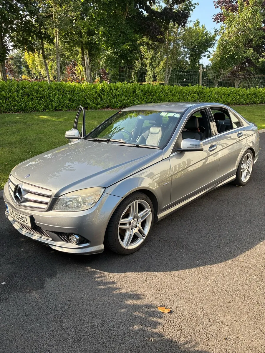 Mercedes c250 - Image 2