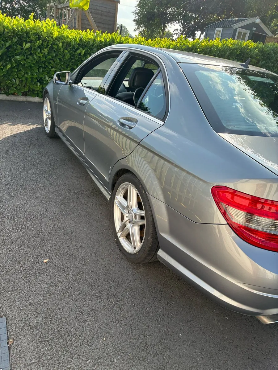 Mercedes c250 - Image 3