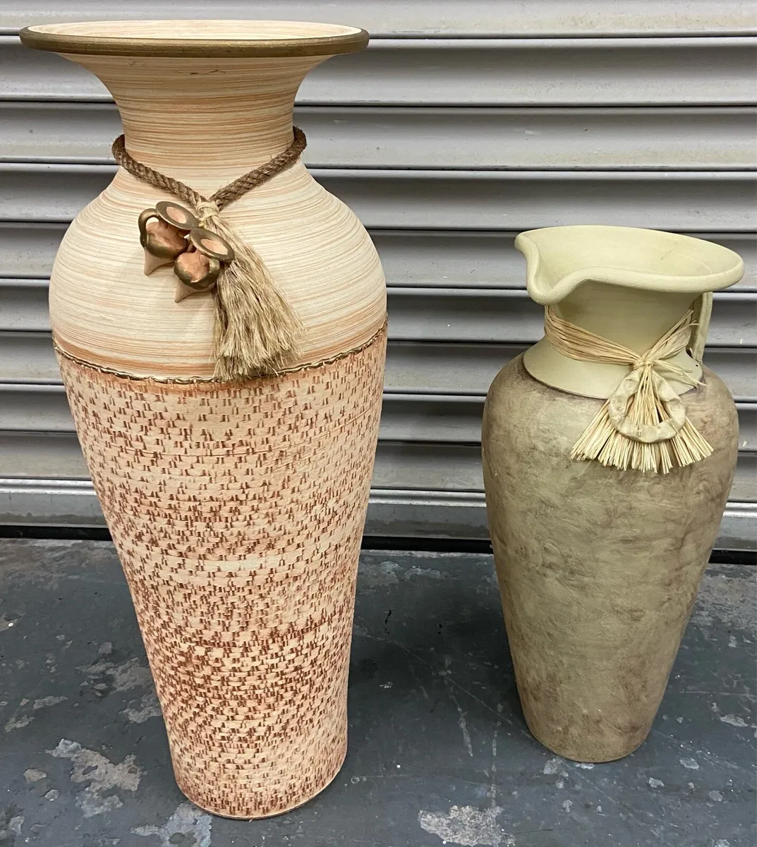 Vase  / Clay Pottery - Image 1