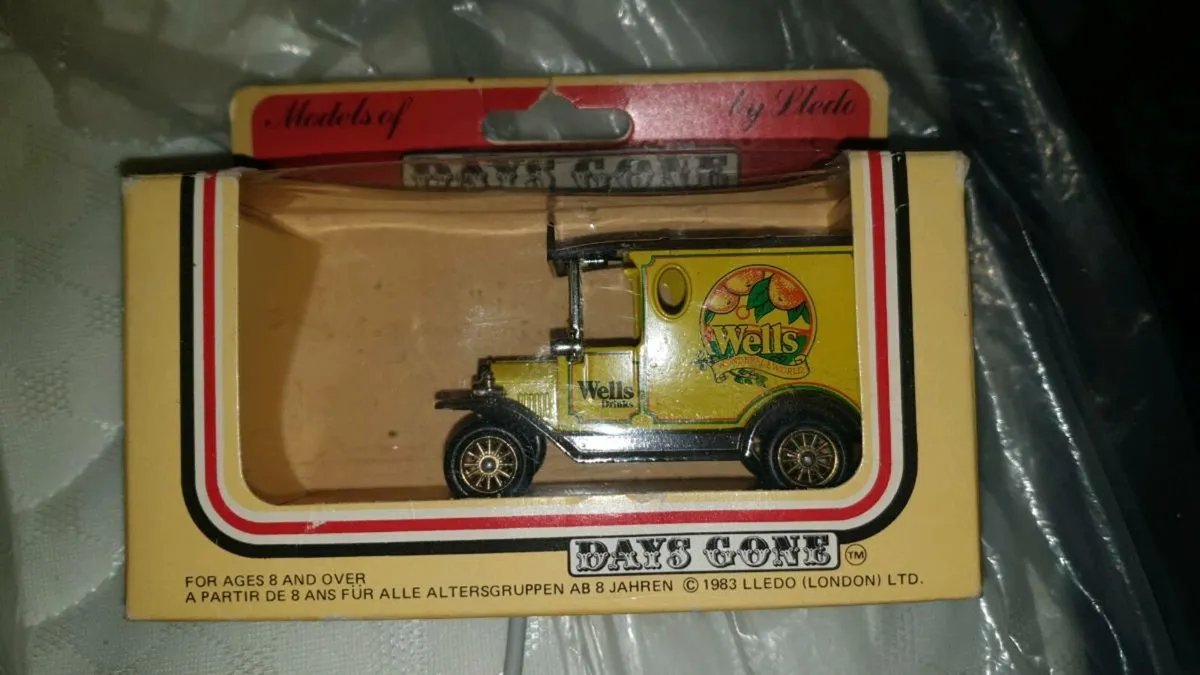 VINTAGE DIE.CAST DAYS GONE BUY ..FREE POST