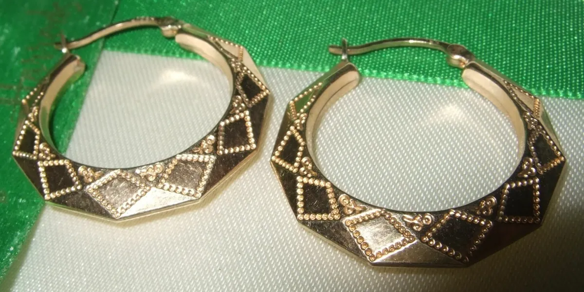 Vintage 9ct Gold Harlequin Diamond Hoops - Image 3