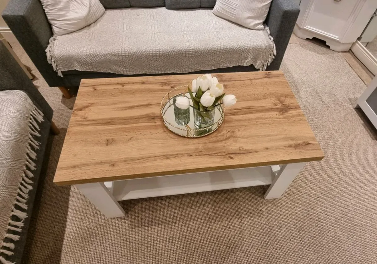 Table.   LIKE BRAND NEW - Image 2