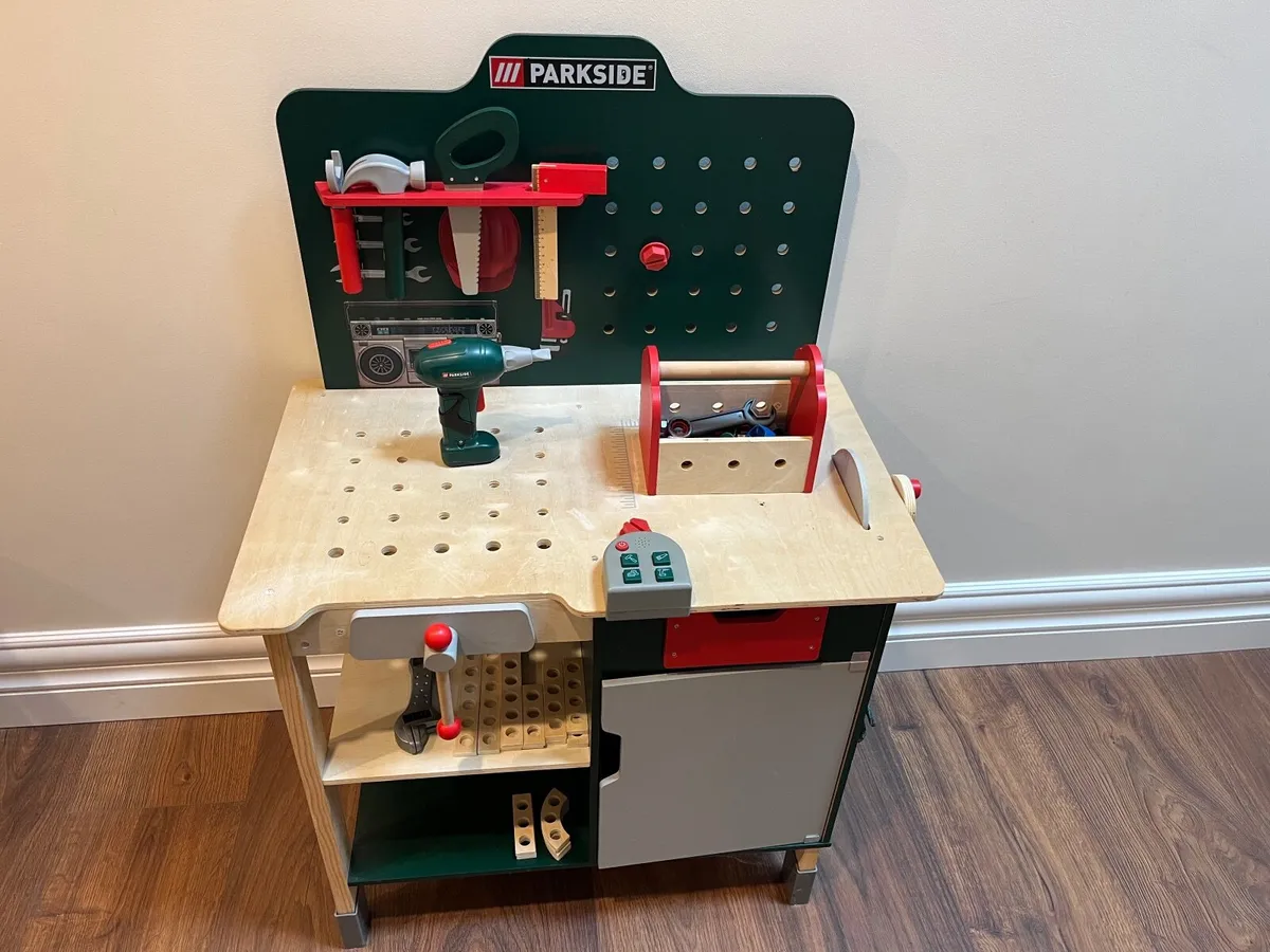 Wooden toy workbench - Image 3