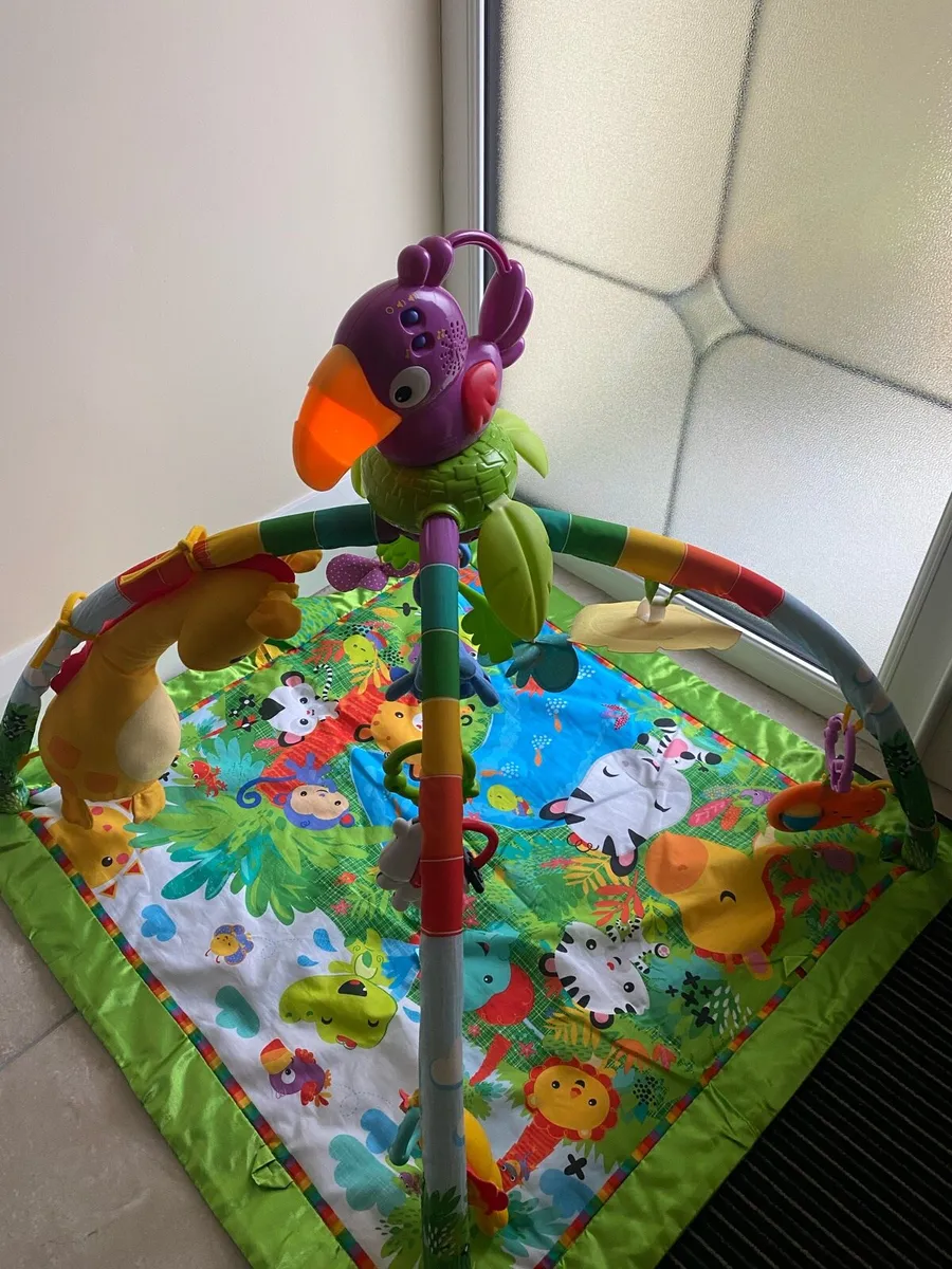 Baby walker and play gym - Image 4