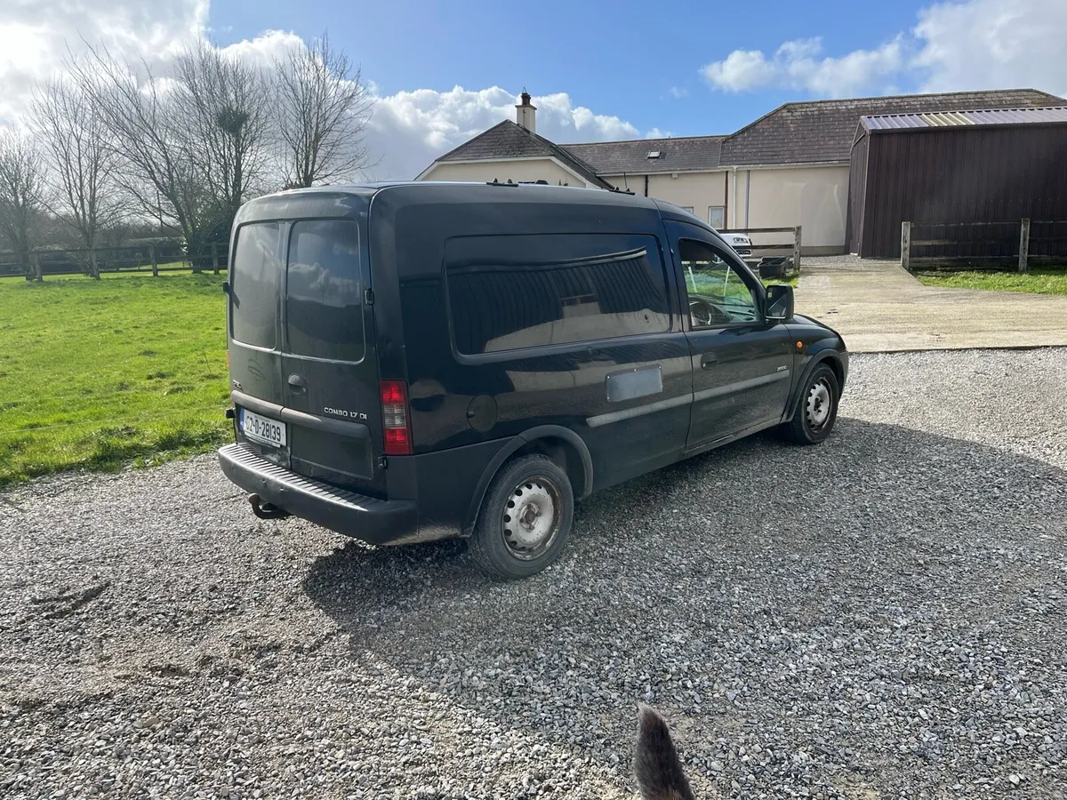Opel combo 1.7 2002 - Image 4