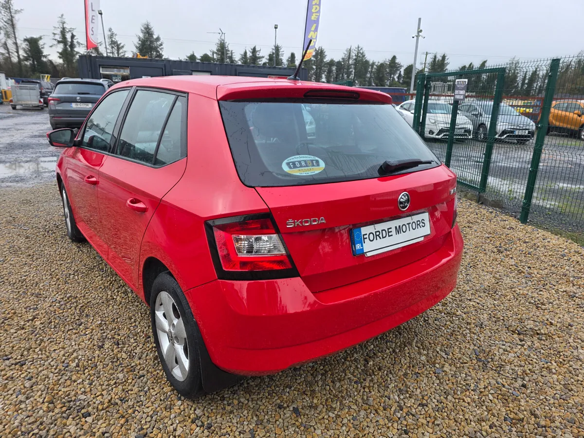 Skoda Fabia 2015 - Image 3