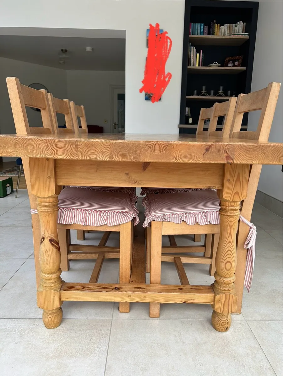 Dining Table and Chairs - Image 3