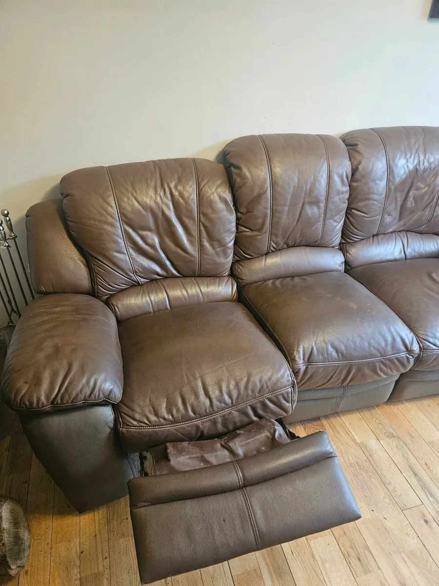 Couch and ×2 Armchairs - Image 3