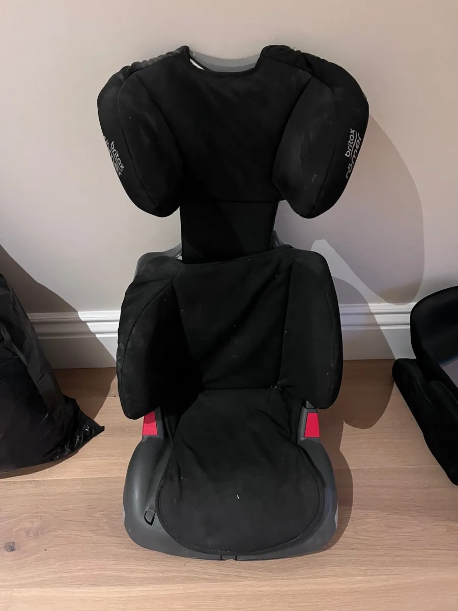 Booster seat - free - Image 2